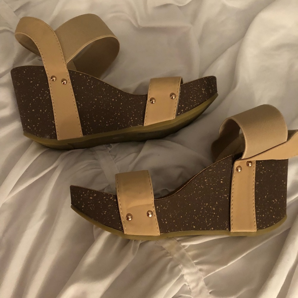 Tan wedges